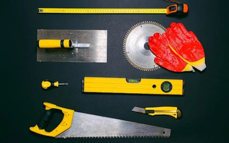 Reparatii gresie, faianta si retusuri zugraveli Bucuresti - interventii rapide, inlocuire rosturi si instalatii